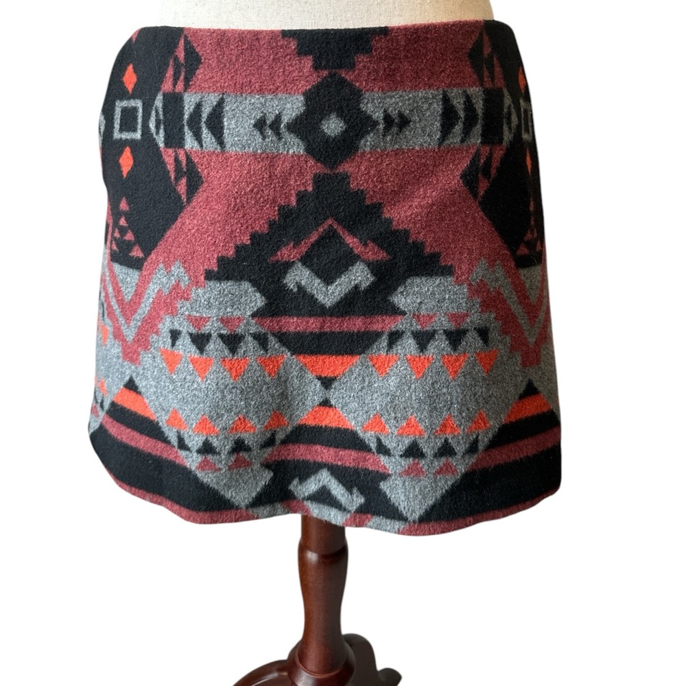 Size 10 skirt Gap Western Style